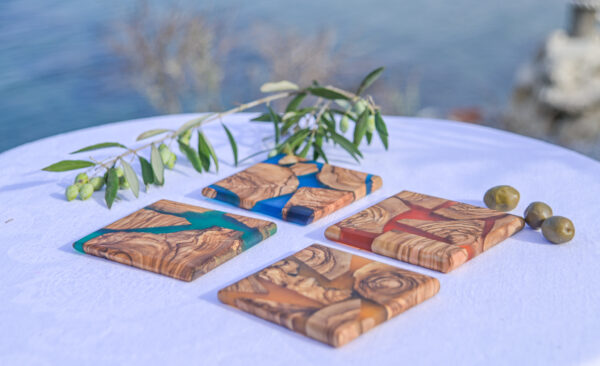 COASTER WITH OLIVE WOOD AND EPOXY RESIN - Image 7