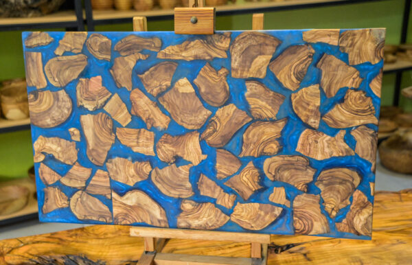 PIECE OF WOOD AND EPOXY - Image 2